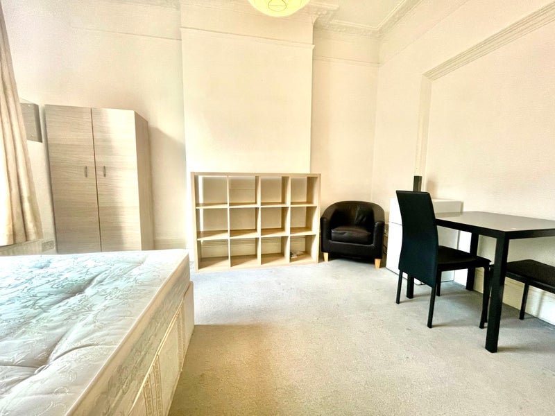 Room Earl's Court Gardens in Greater London