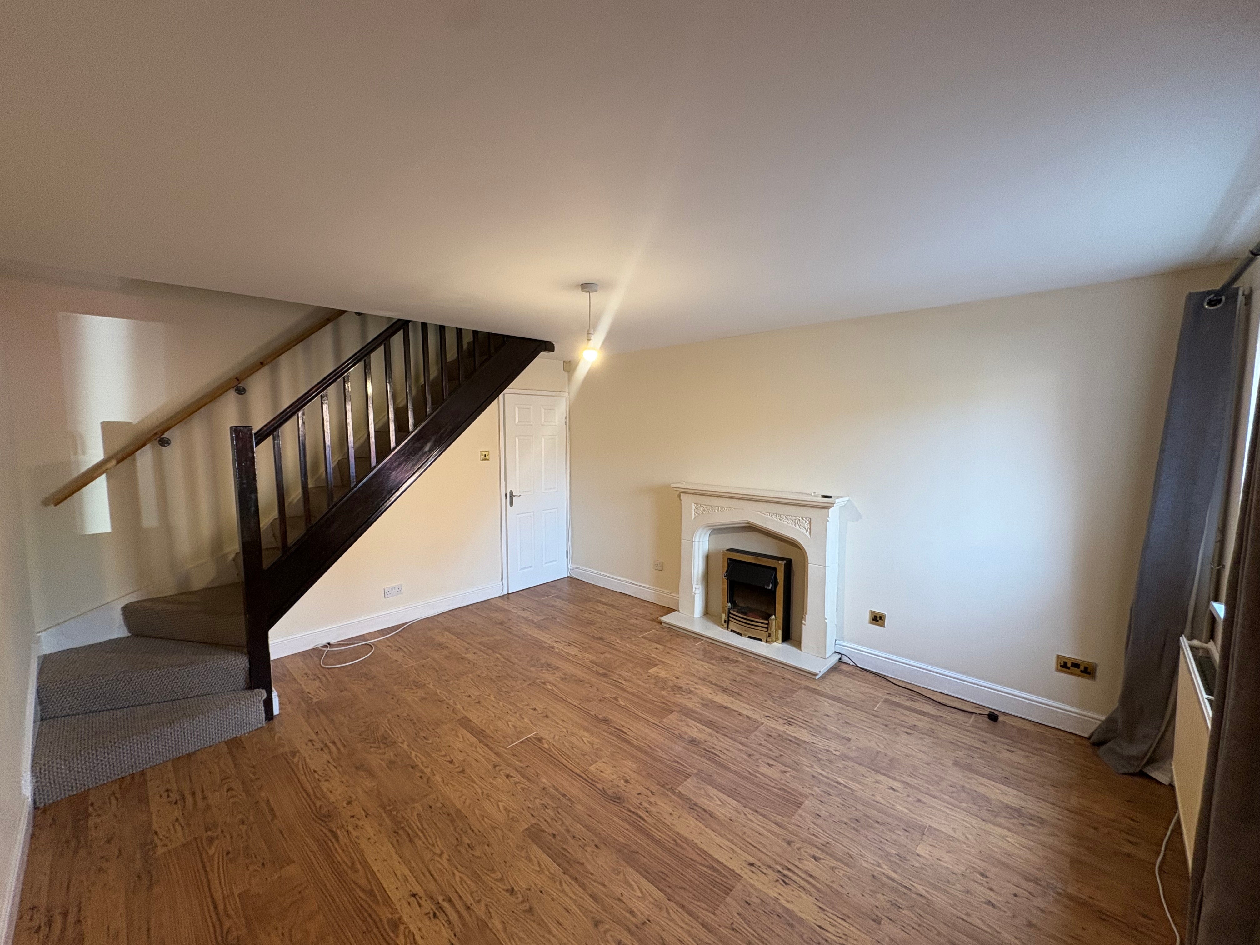 House Cwrt Llwyn Fedwen in Swansea