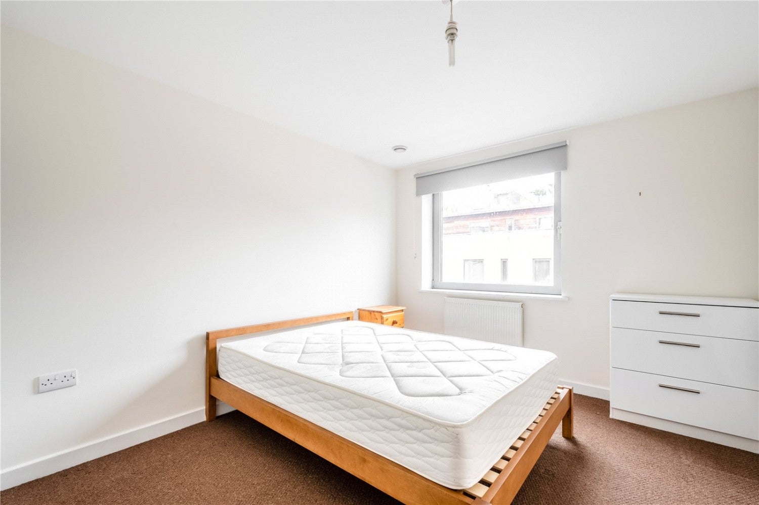 Flat Cambridge Heath Road in Greater London