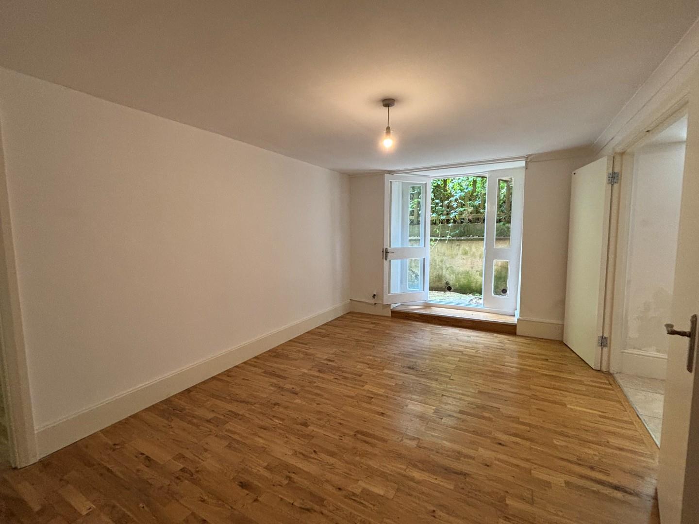 Flat Camberwell Grove in Greater London