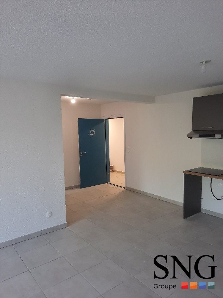 Appartement Avenue Monseigneur Robert Dalverny à Nîmes