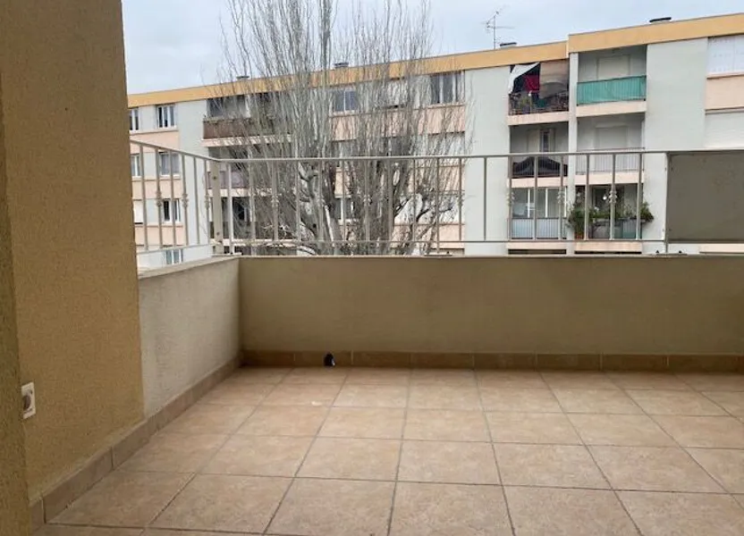 Flat Rue Jean-Baptiste Brunel in Avignon