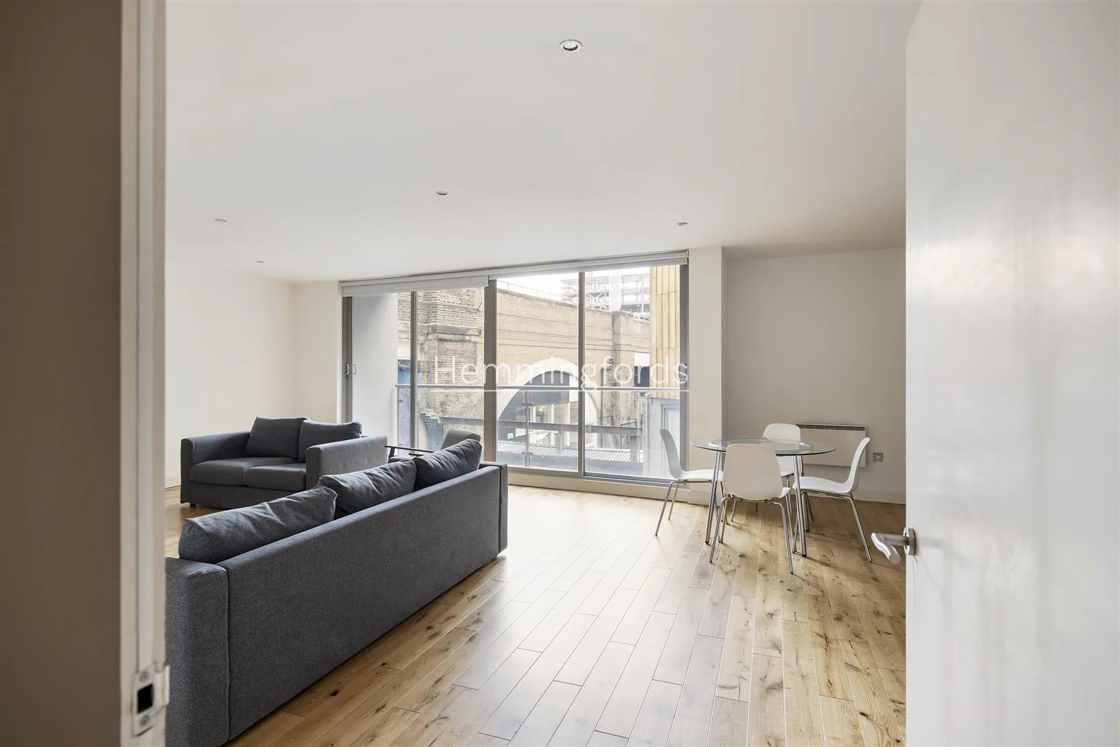 Flat Dereham Place in Greater London