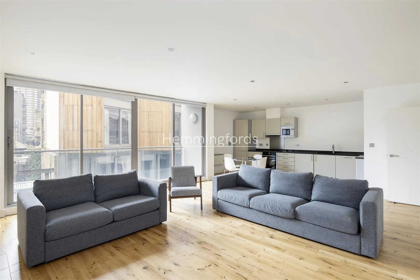 Flat Dereham Place in Greater London