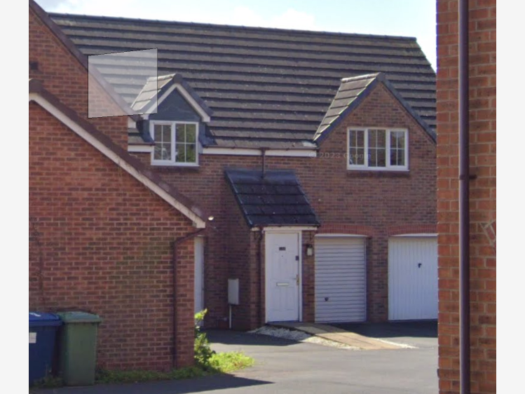 Flat Beacon Grove in Stone