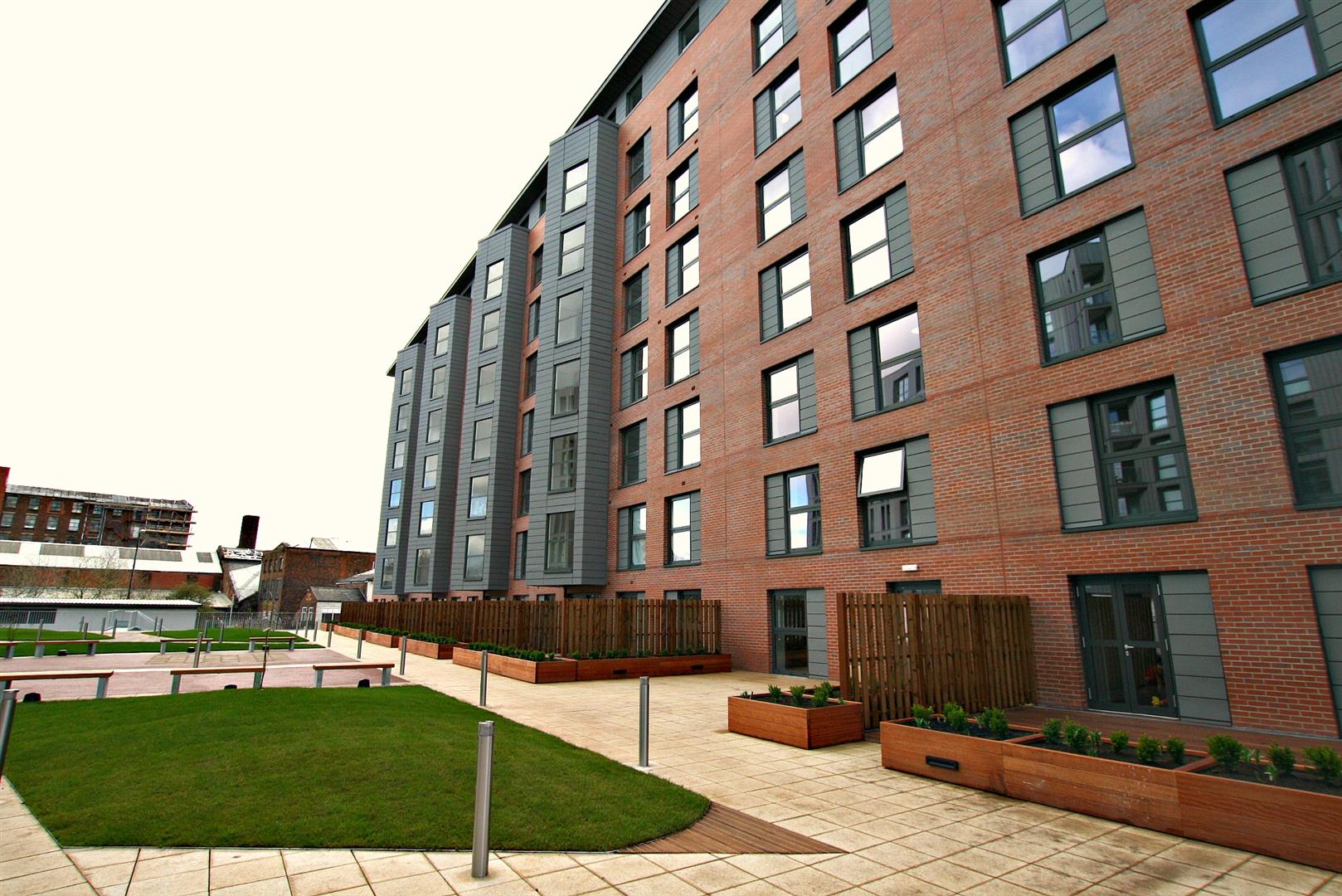 Flat Pollard Street in Manchester