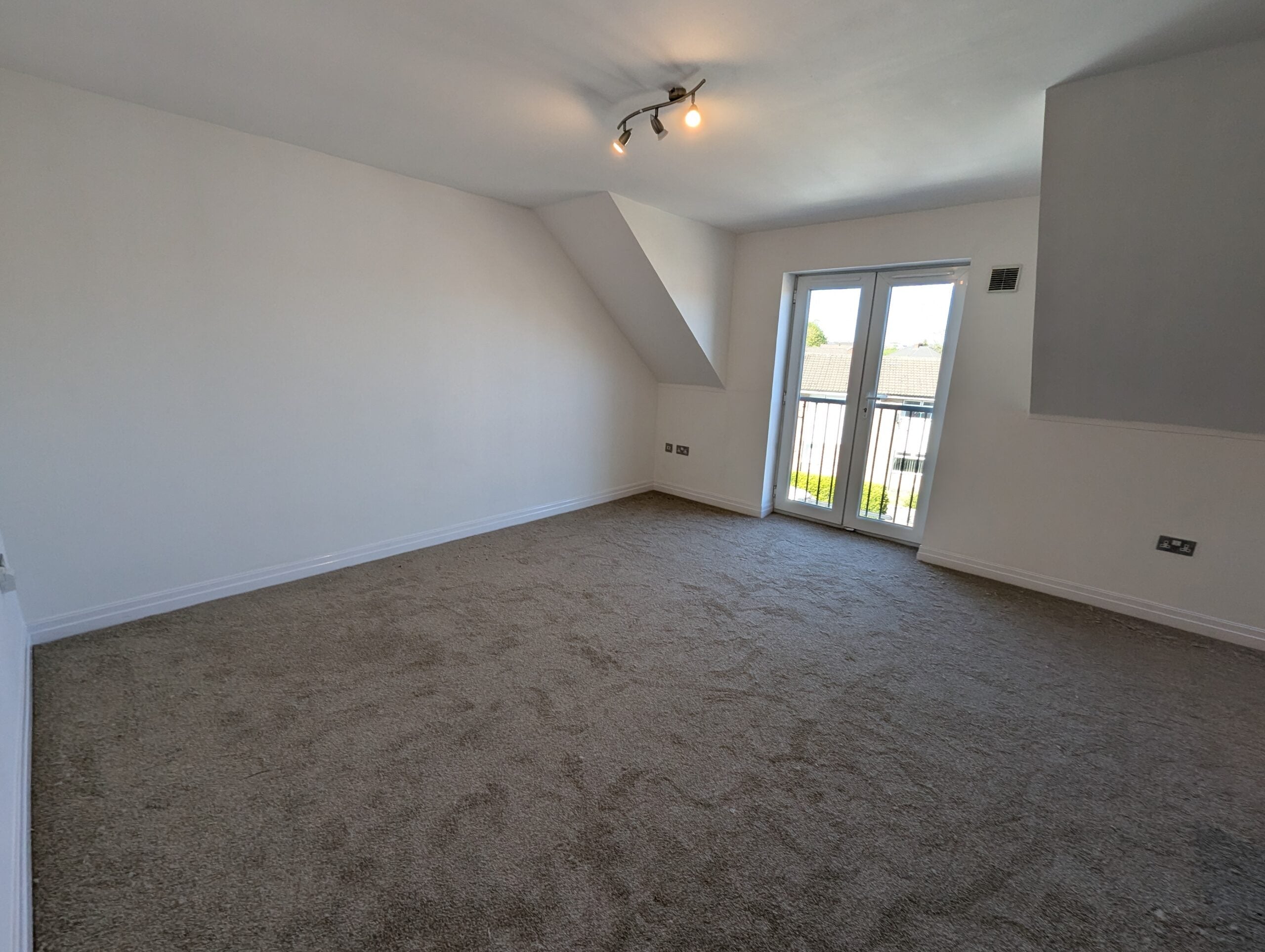 Flat Manchester Road West in Salford