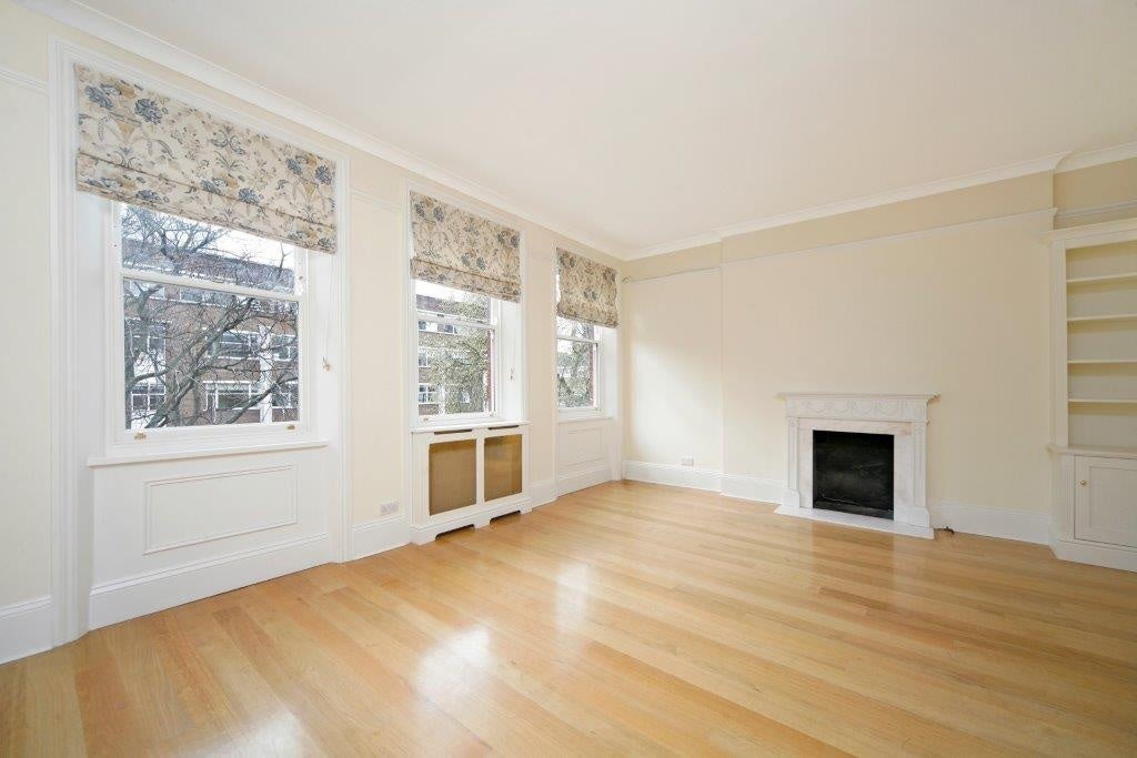 Flat Brechin Place in Greater London