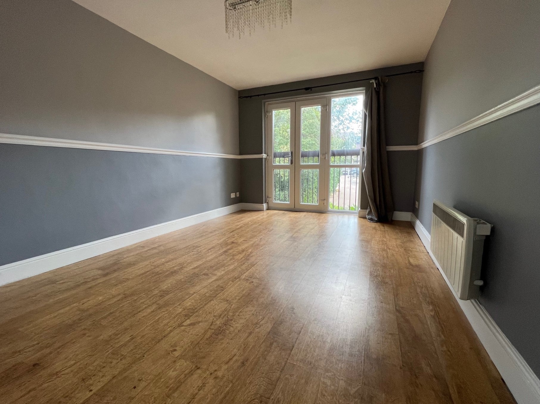 Flat Leonard Avenue in Dartford