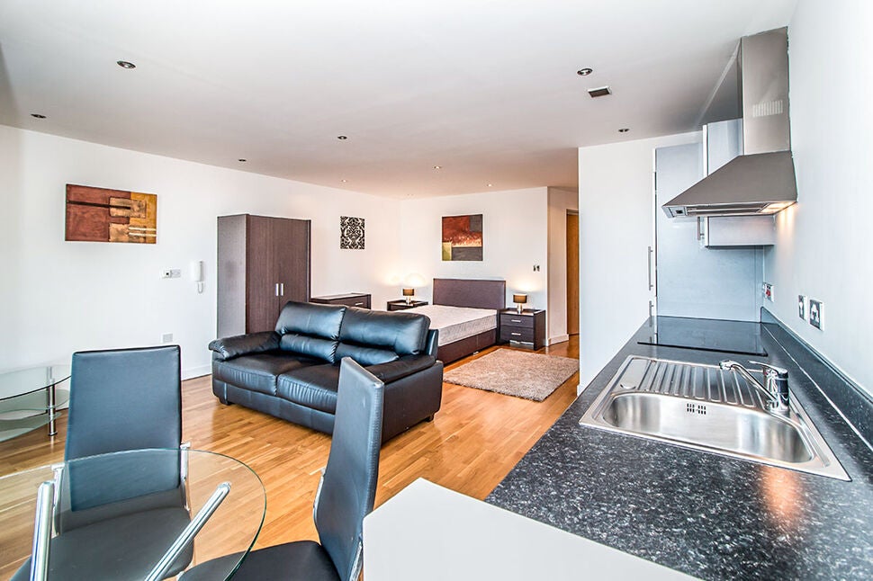 Flat The Quays in Salford