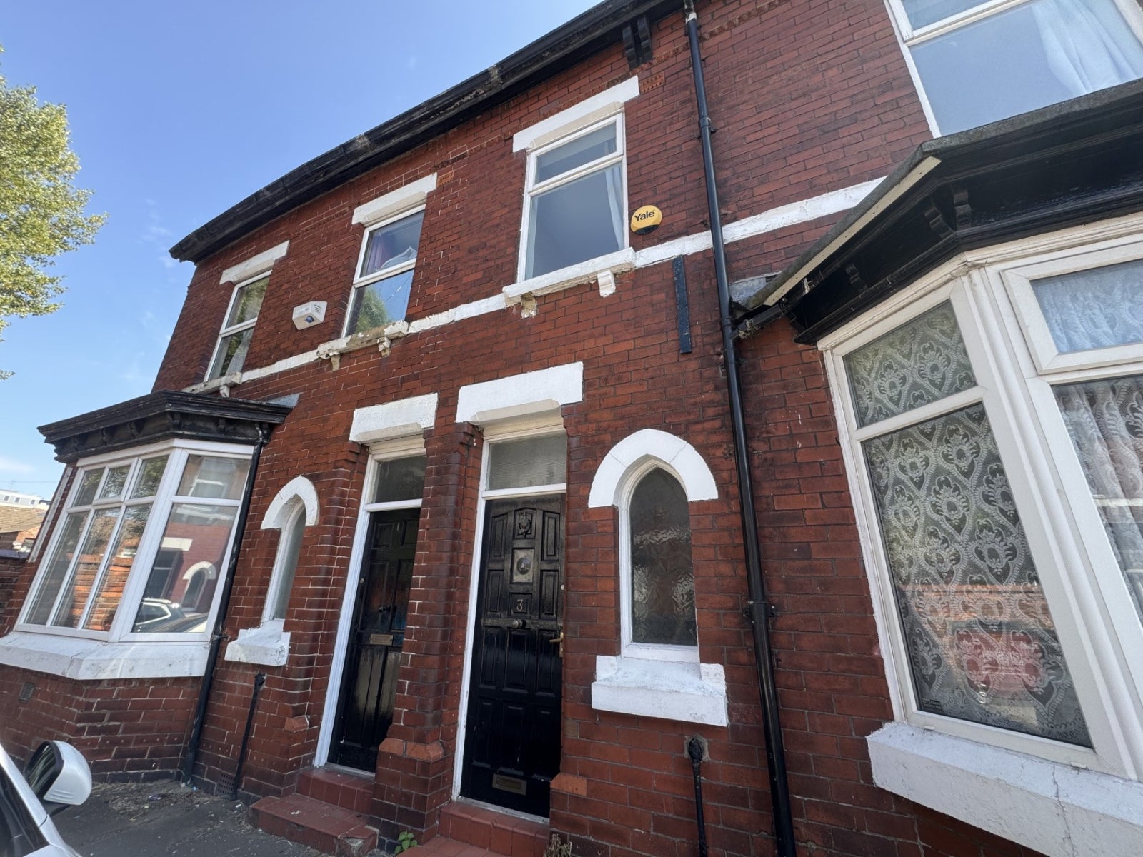 House Deyne Avenue in Manchester