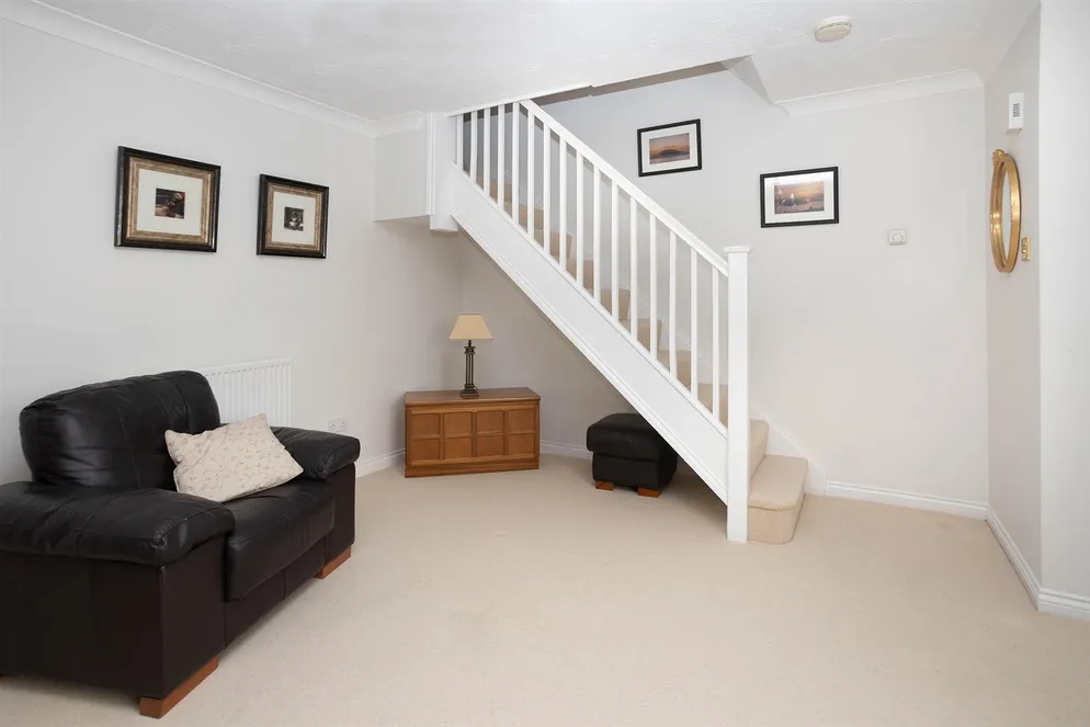 Flat Woodbreach Drive in Harborough