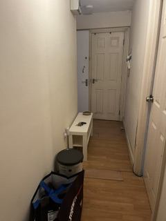 Flat Middlesex Street in Greater London