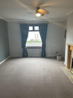 Flat Mcneill Avenue in Loanhead