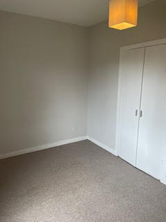 Flat Mcneill Avenue in Loanhead