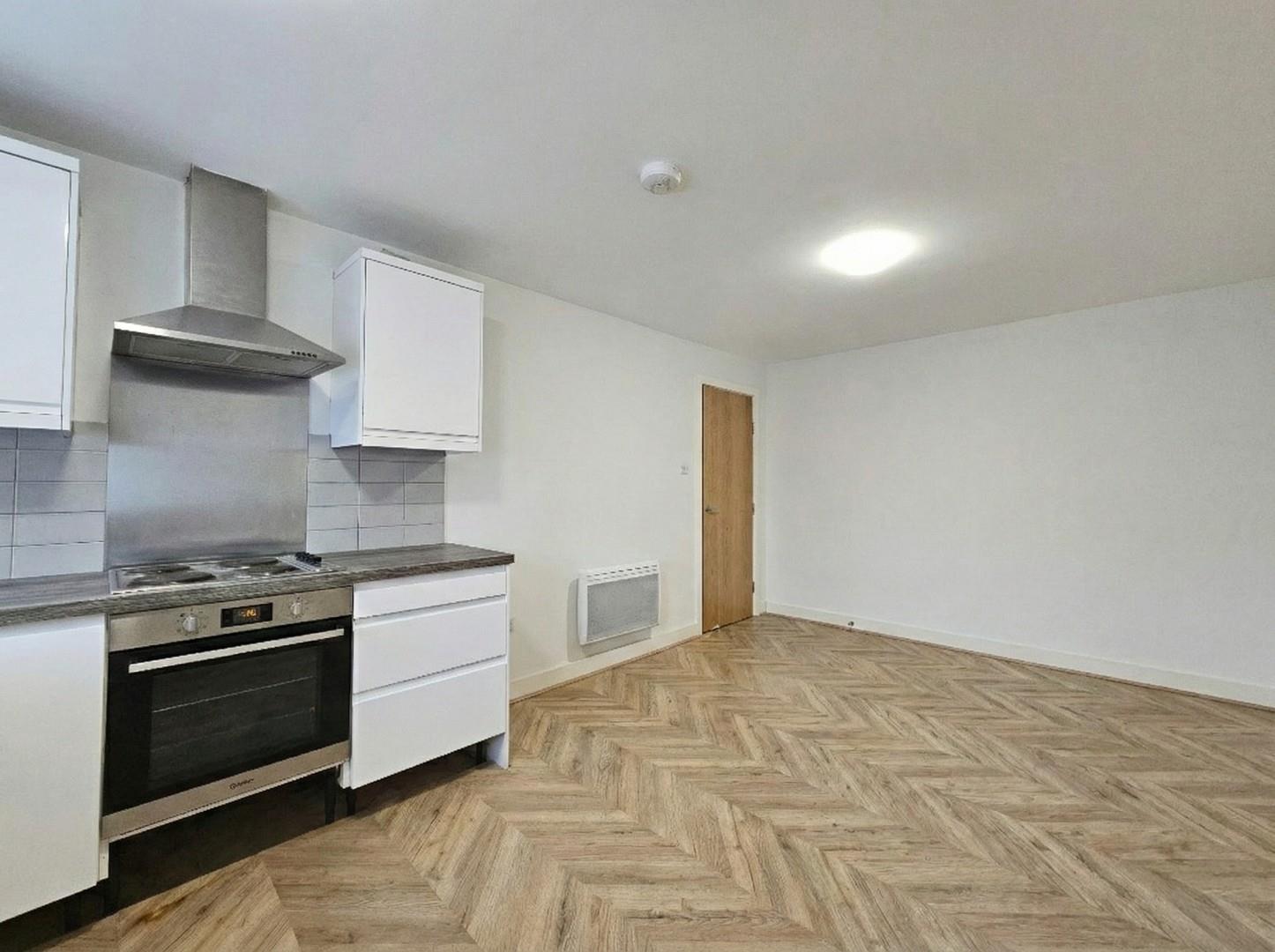 Flat Hawthorn Avenue in Trafford