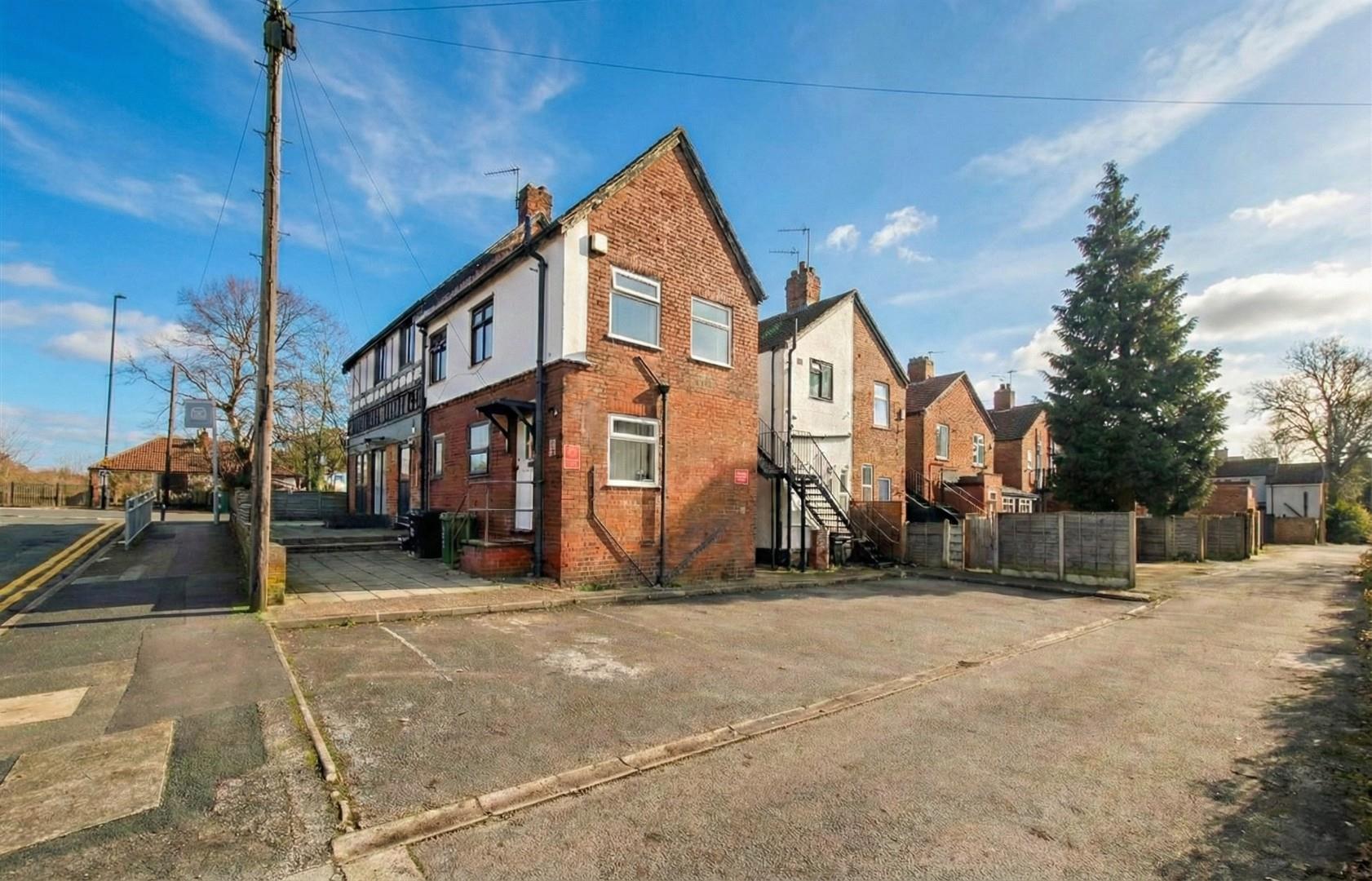 Flat Hawthorn Avenue in Trafford