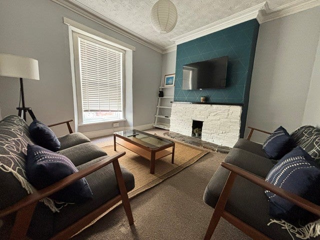 Room Clifton Place in Plymouth