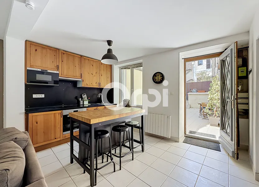 Flat Rue Edmond Dupray in Moret-Loing-et-Orvanne