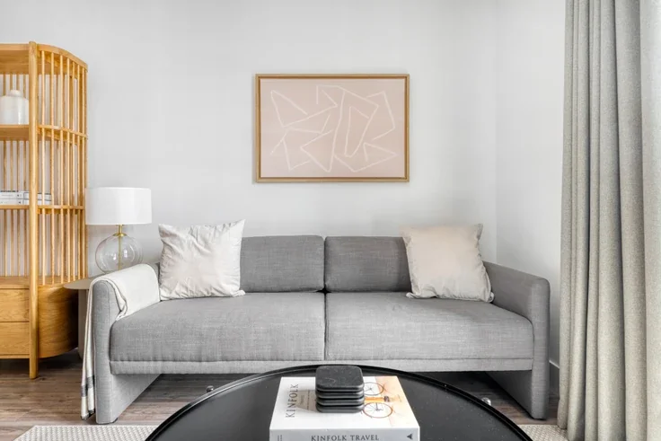 Flat New Drum Street in Greater London