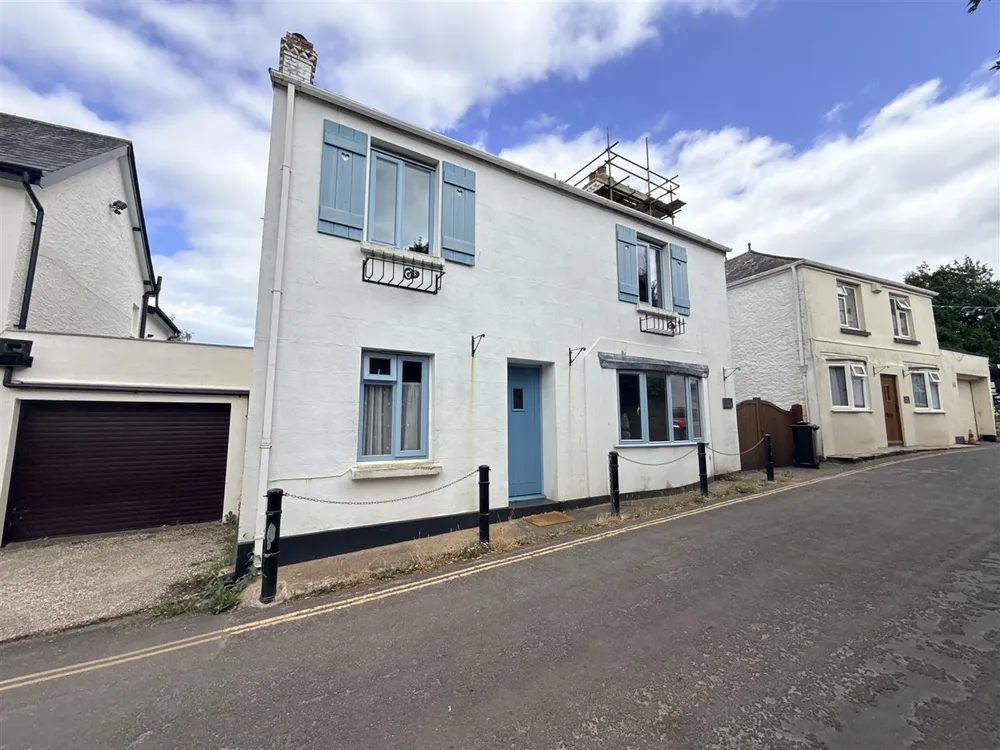 House Paignton Road in South Hams