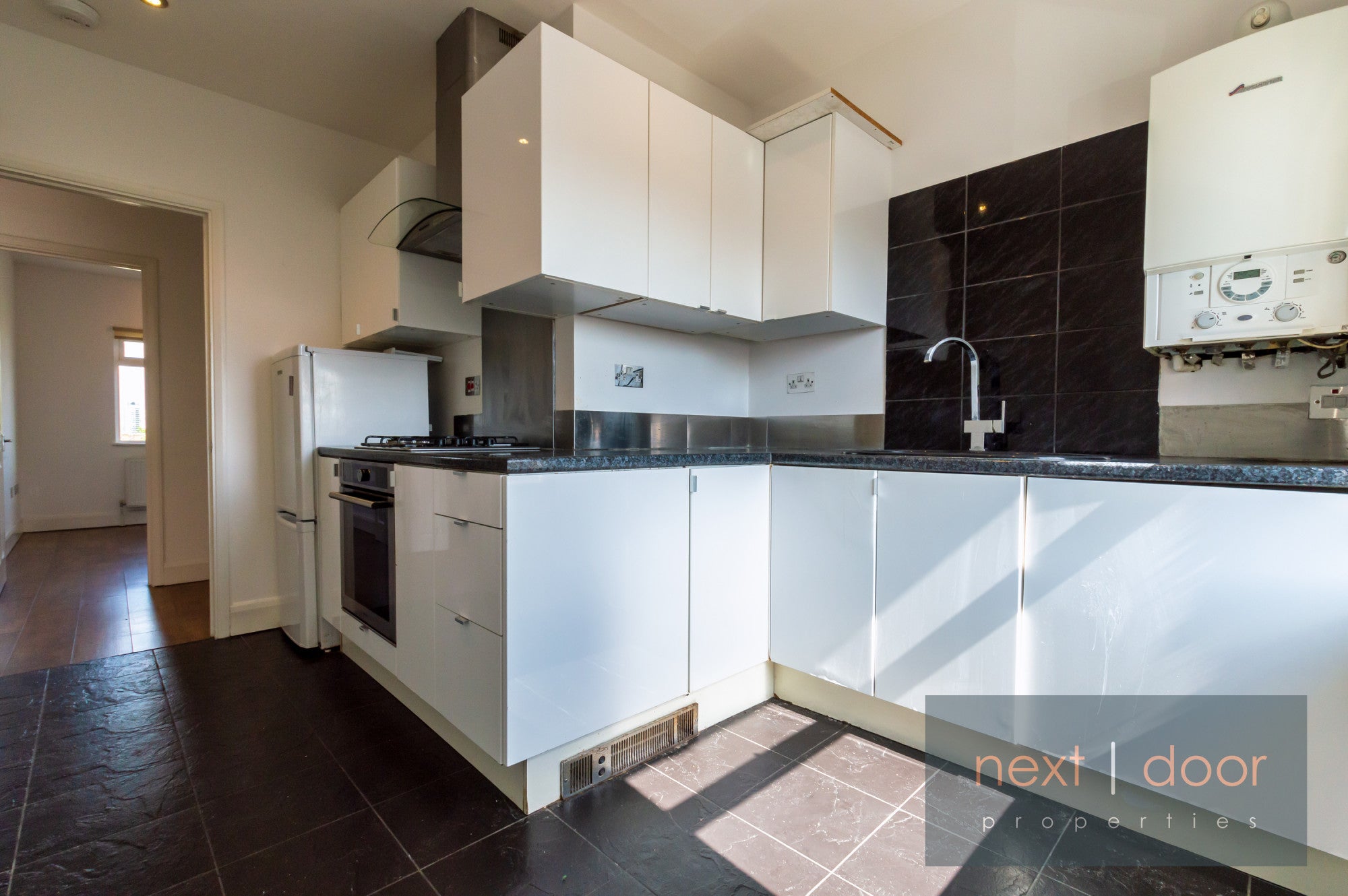 Flat Cranfield Road in London