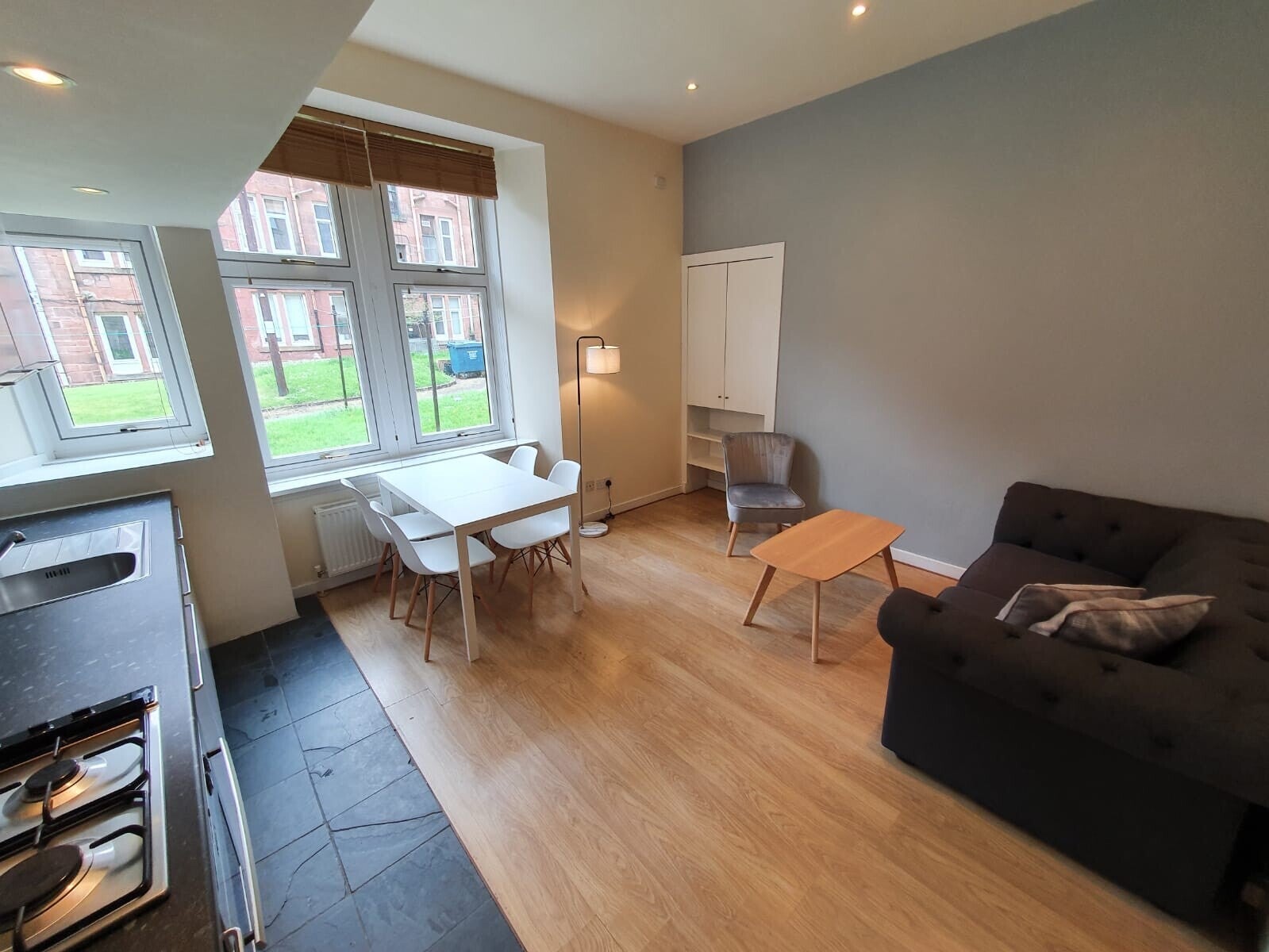 Flat Amisfield Street in Glasgow