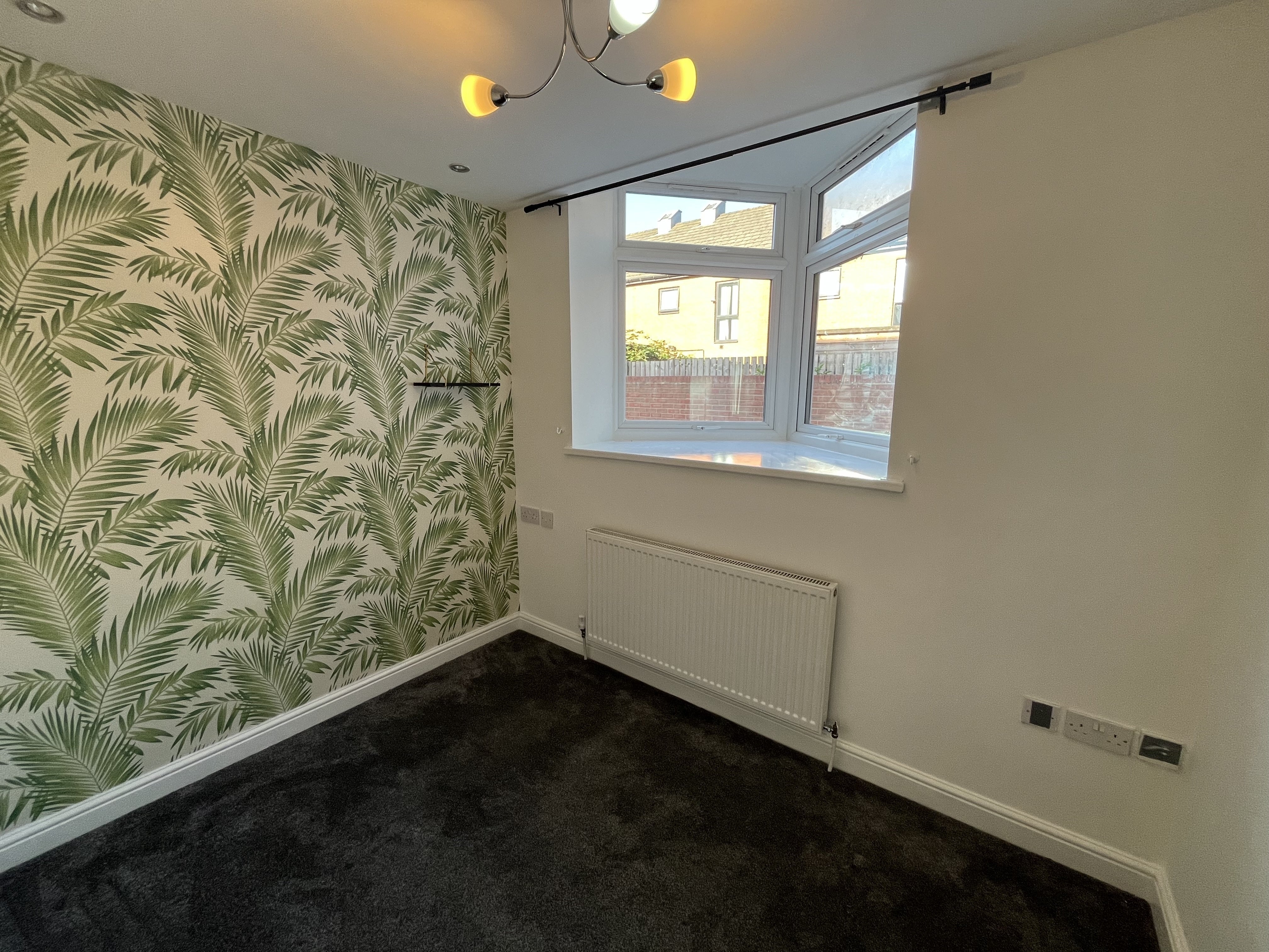 Flat Victoria Road in Frinton and Walton