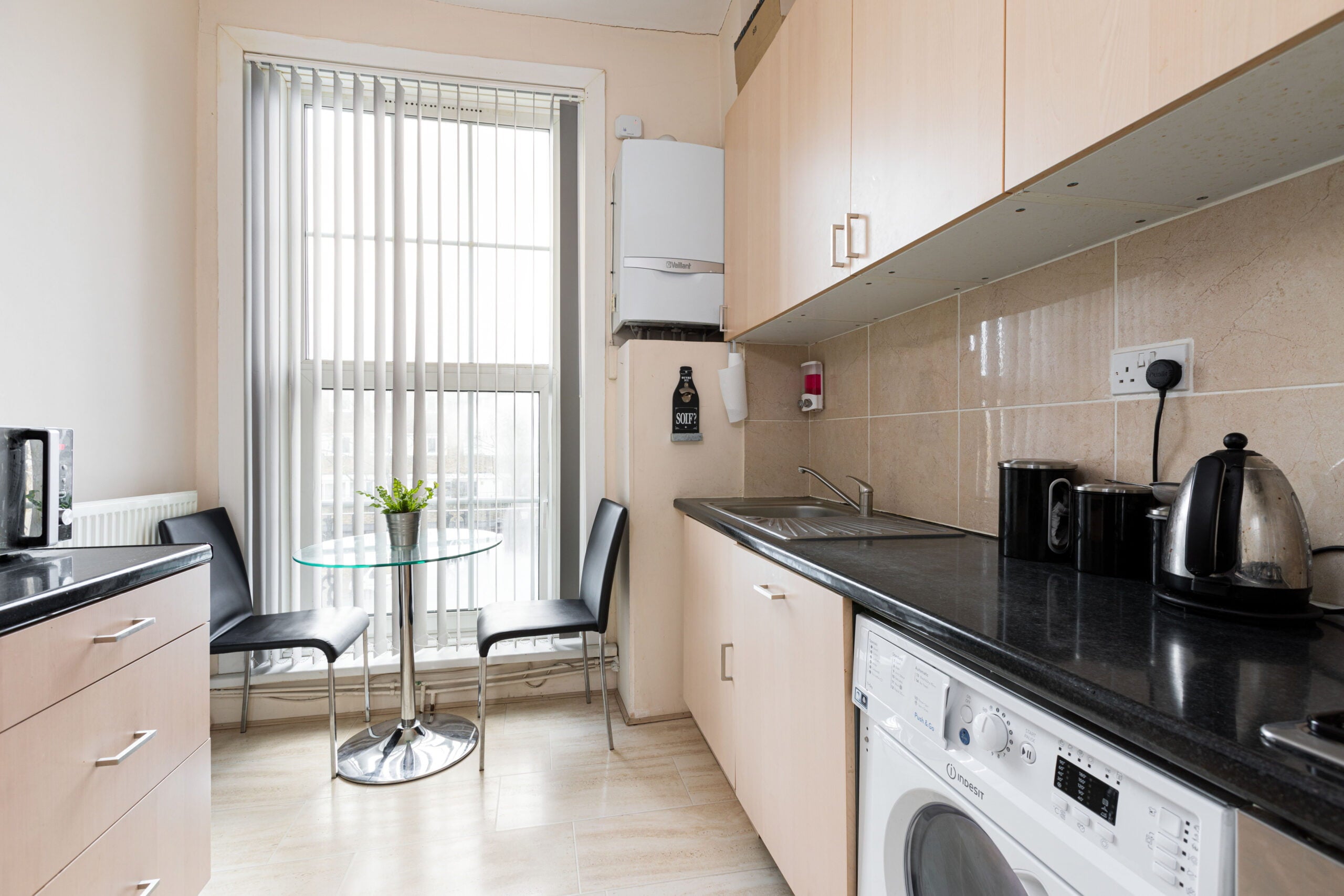 Flat Parkhurst Road in Greater London