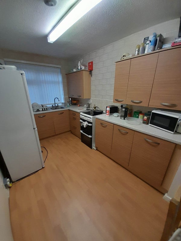 Flat Holyoake Road in Salford