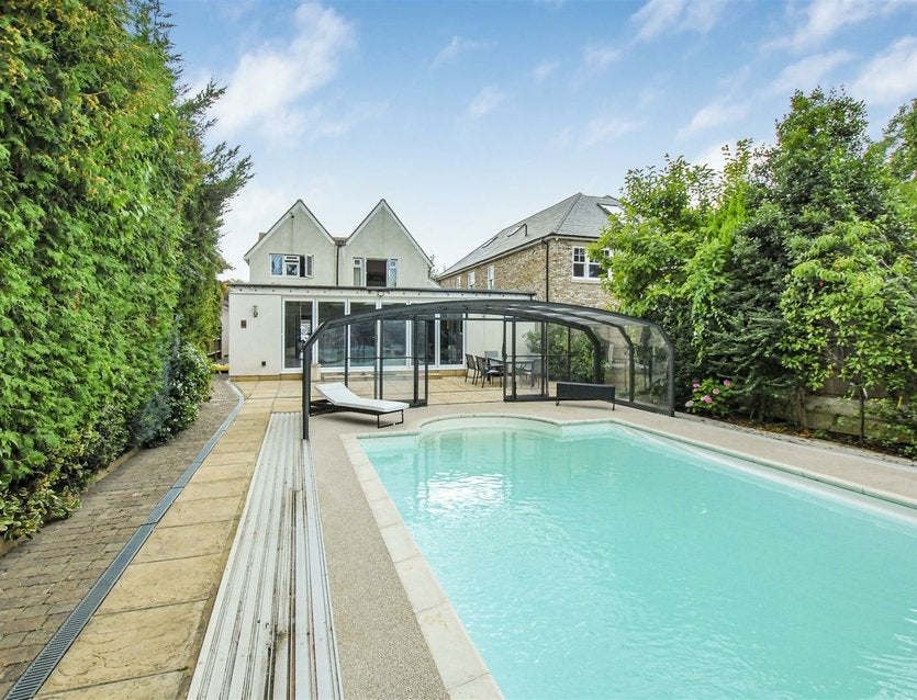 House Frays Avenue in Greater London