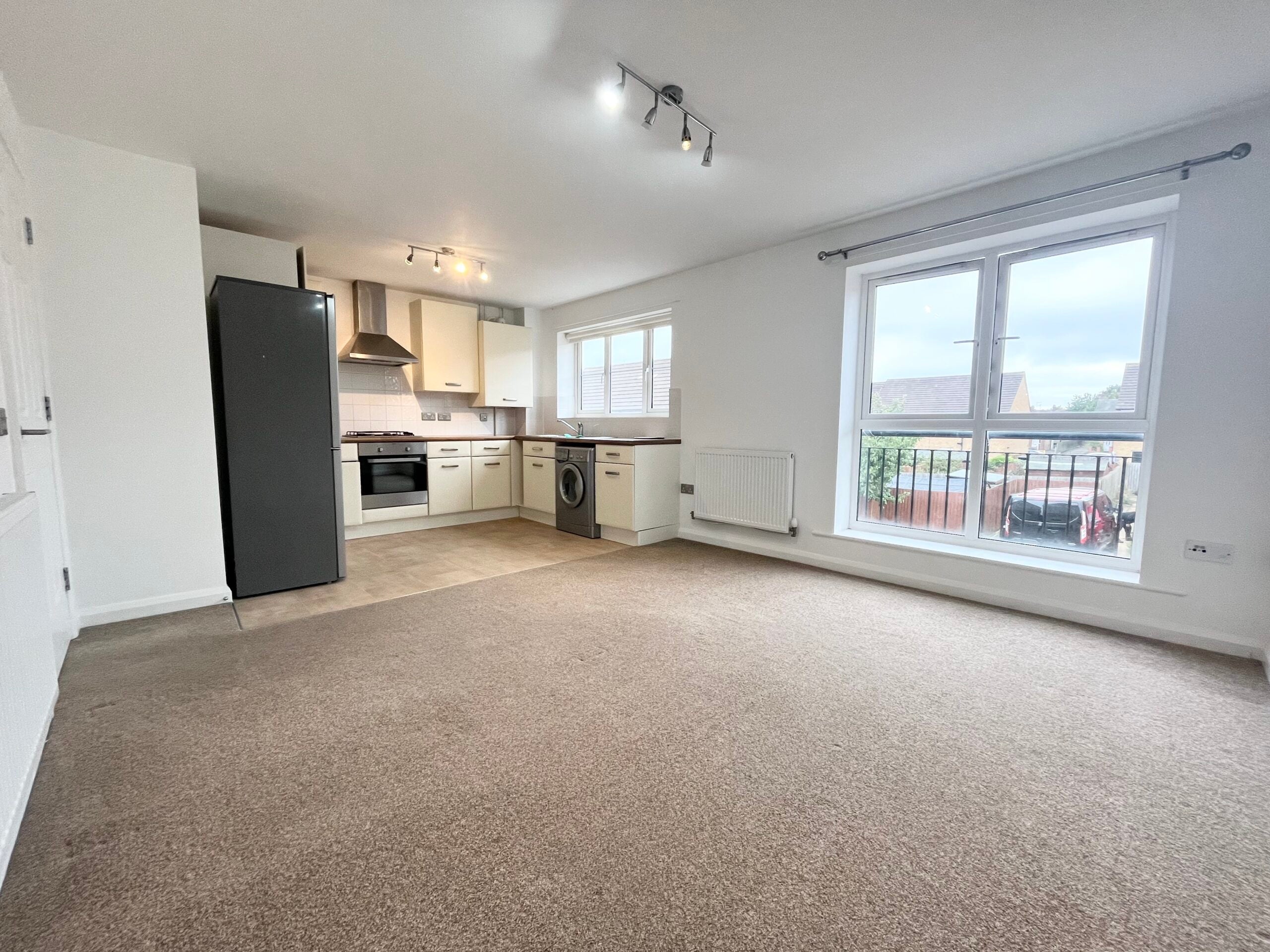 Flat Rathbone Crescent in Peterborough