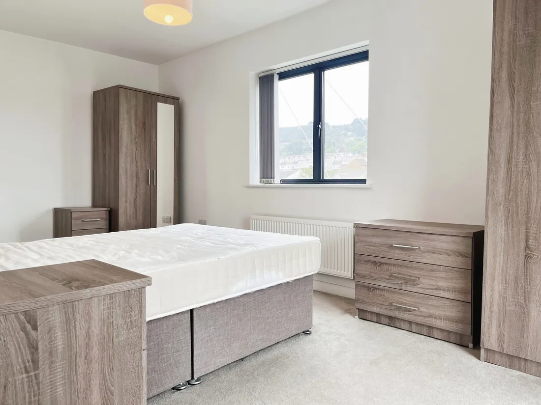 Flat Sir Harry Secombe Court in Swansea