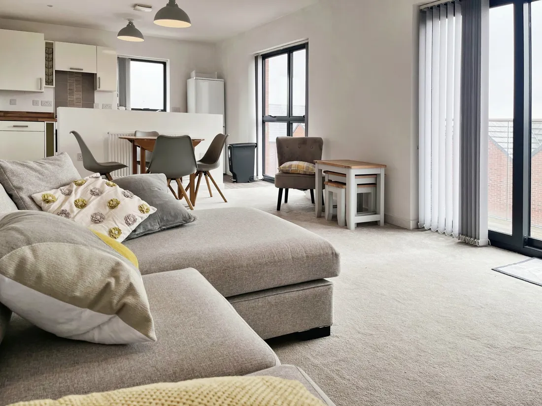 Flat Sir Harry Secombe Court in Swansea
