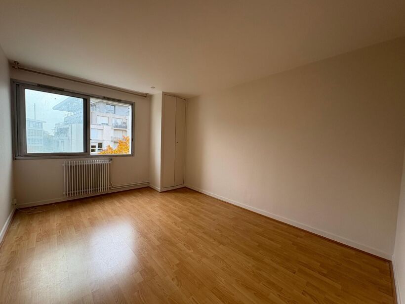 Appartement Place Drouet d'Erlon à Reims