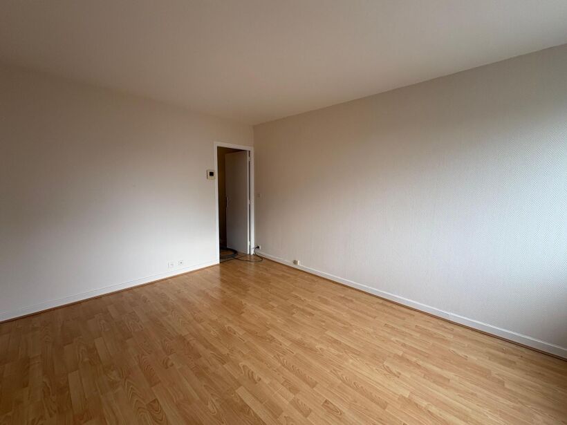 Appartement Place Drouet d'Erlon à Reims