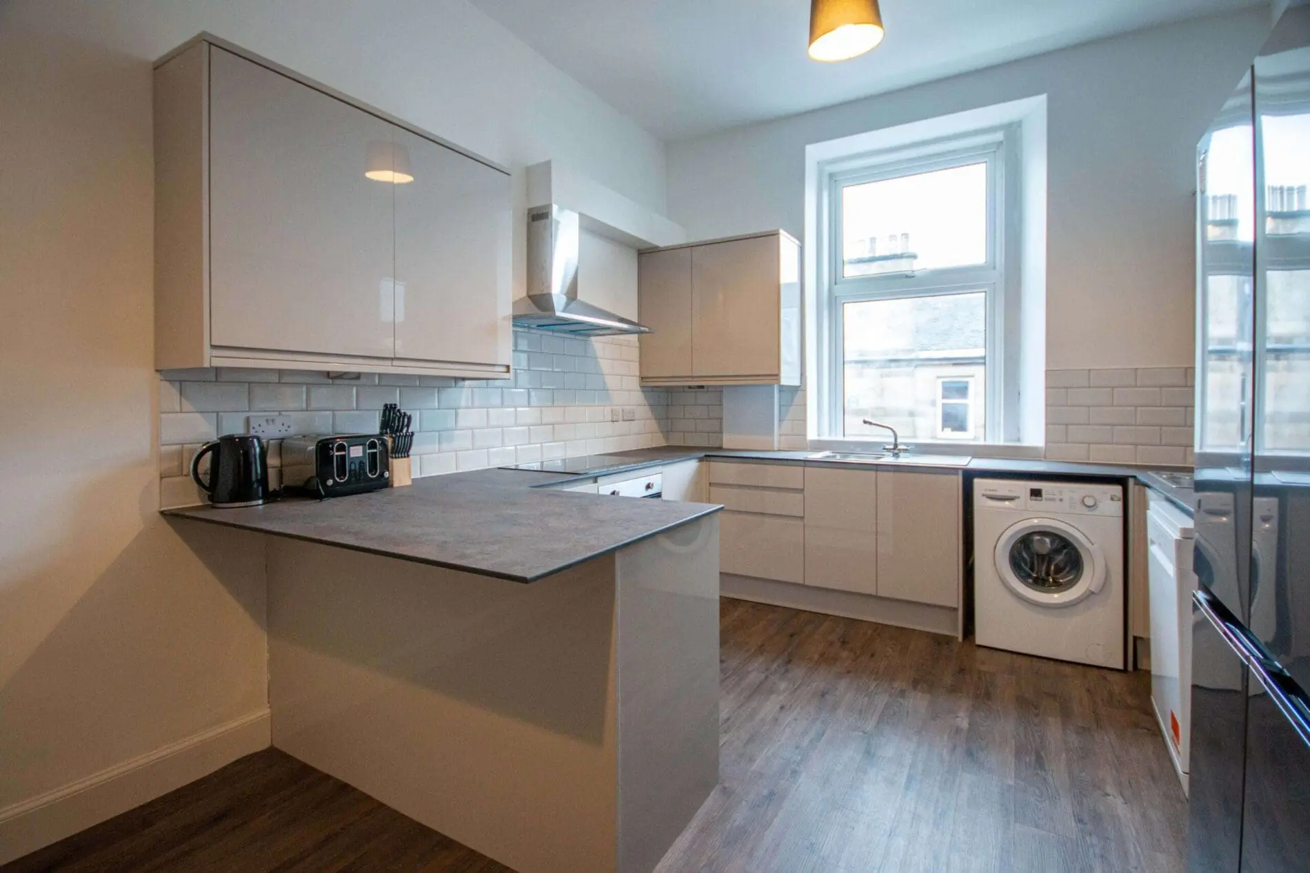 Room Comiston Road in City of Edinburgh