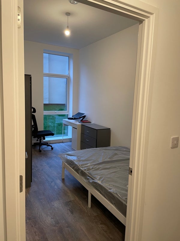 Room Dean Street in Bristol
