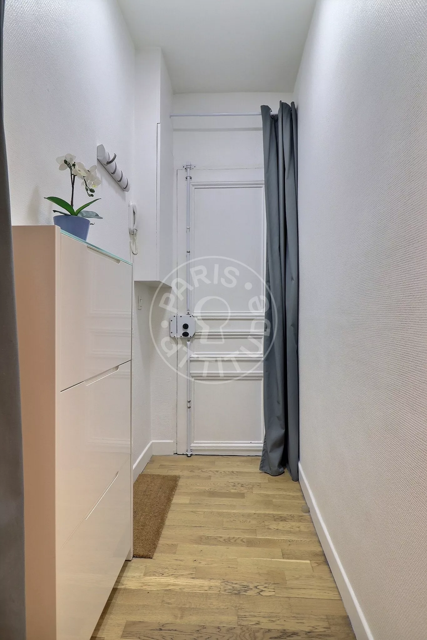 Appartement Rue Rochebrune à Paris