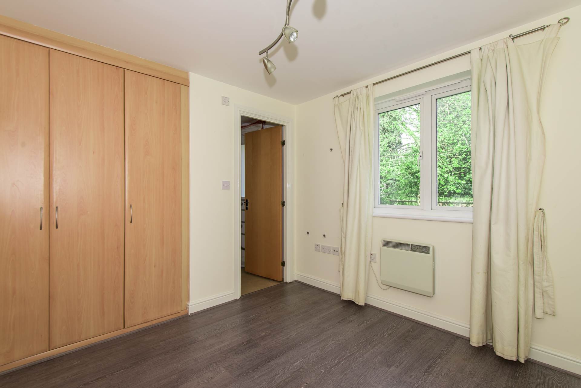 Flat Veronica Gardens in Greater London