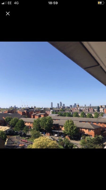 Room East Surrey Grove in Greater London