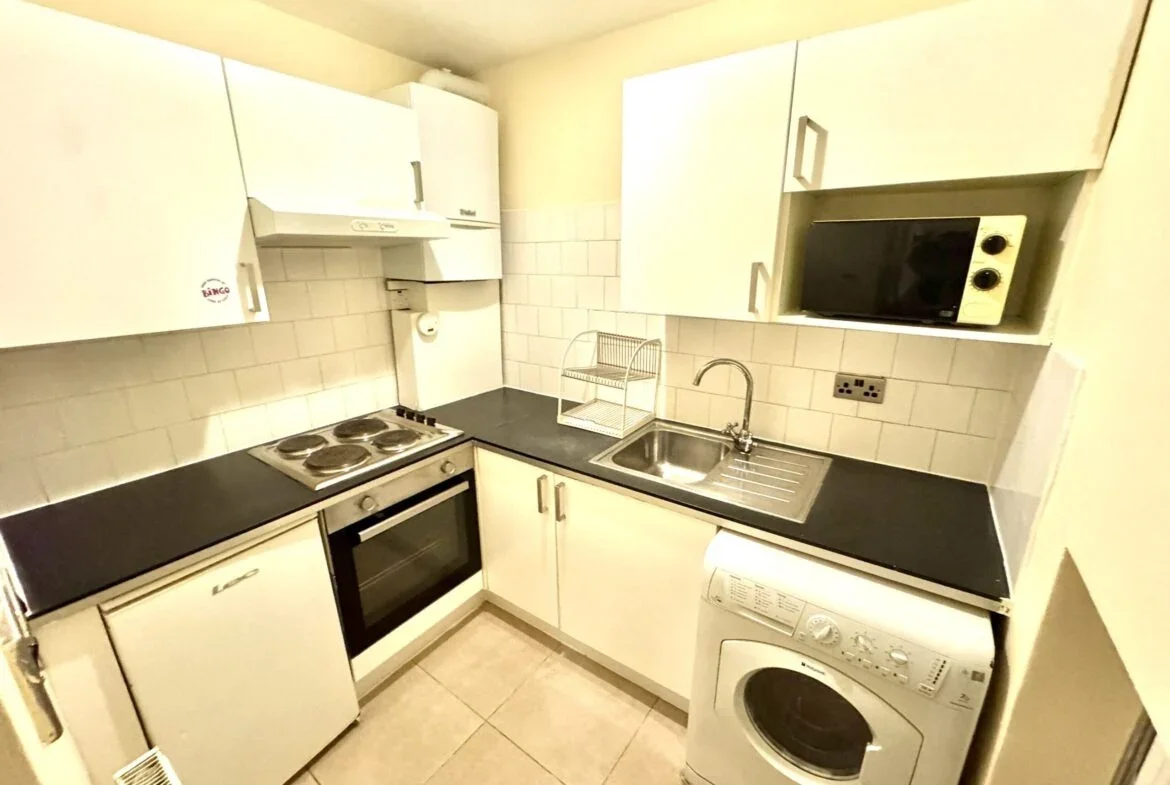 Flat Wyndham Street in City of Westminster