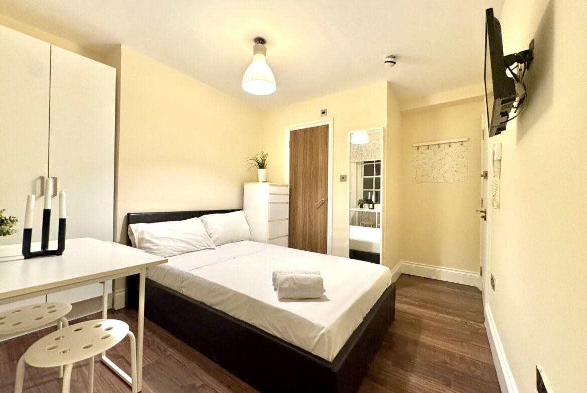 Flat Wyndham Street in City of Westminster