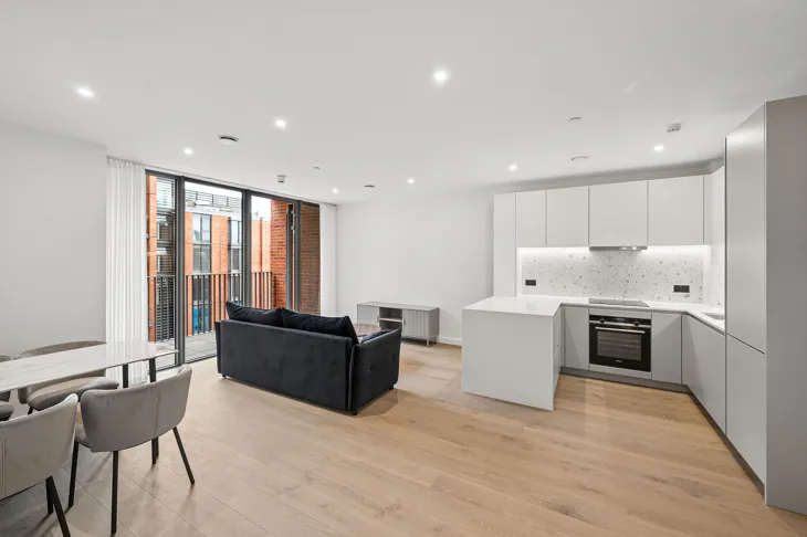 Flat Wandsworth Bridge Road in Greater London