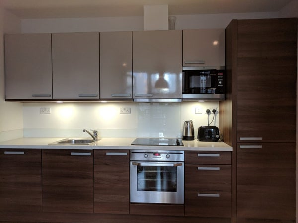 Flat Burdett Road in London