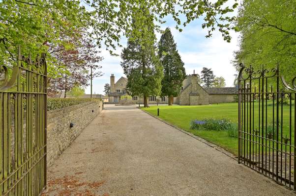 House Cirencester Bypass in Cotswold District