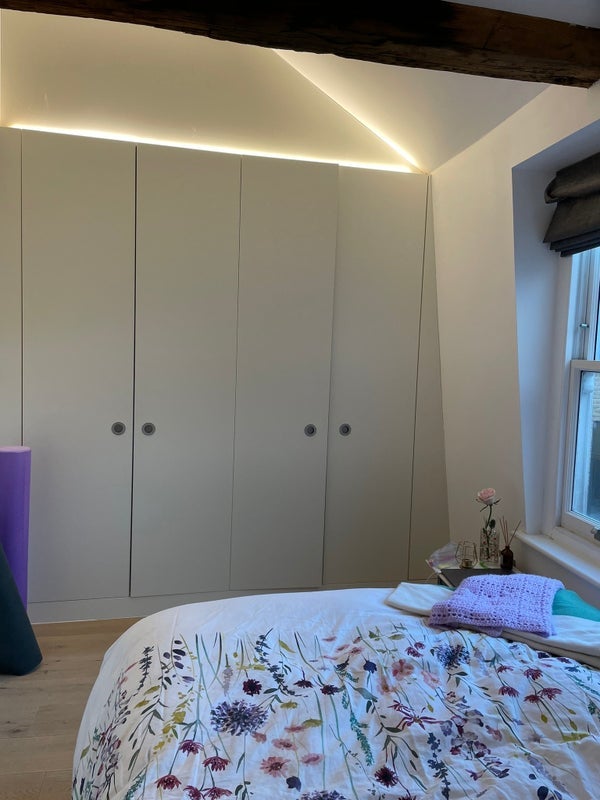 Flat Bermondsey Street in Greater London