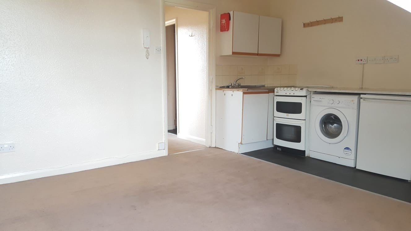 Flat Fosse Road South in Leicester