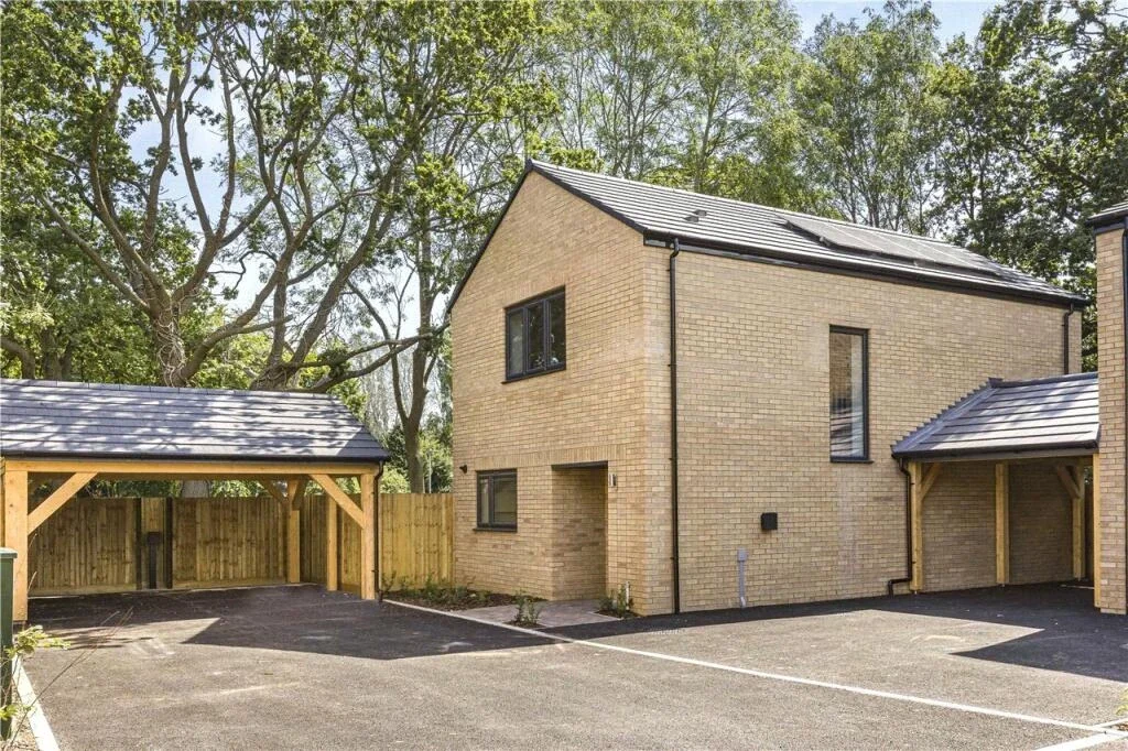 House Hollyfield in Welwyn Hatfield