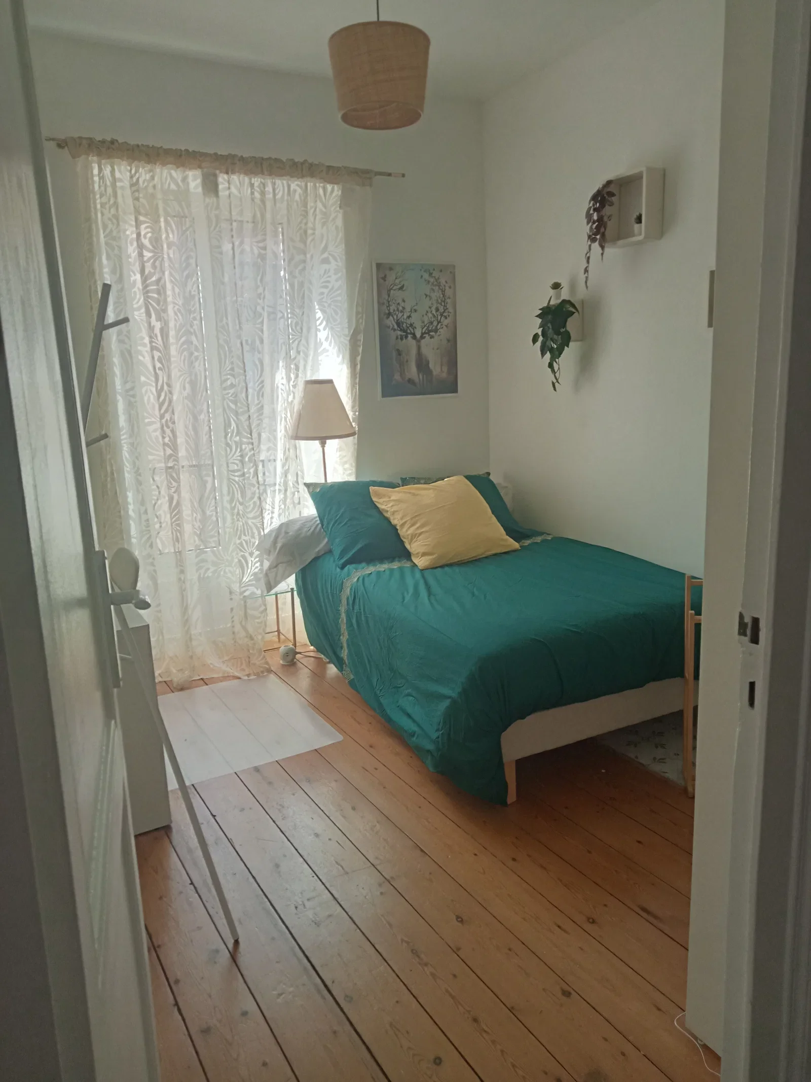 Chambre Rue Robert Caumont à Bordeaux